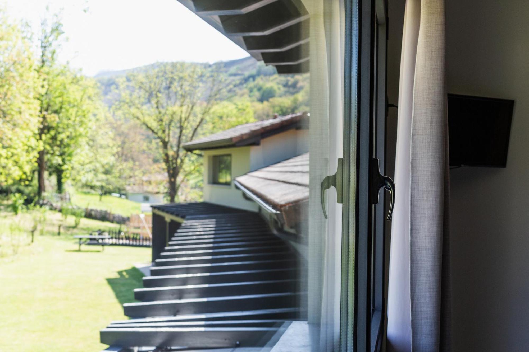 Appartement Complejo Turístico Les Cotolles à Onís Extérieur photo