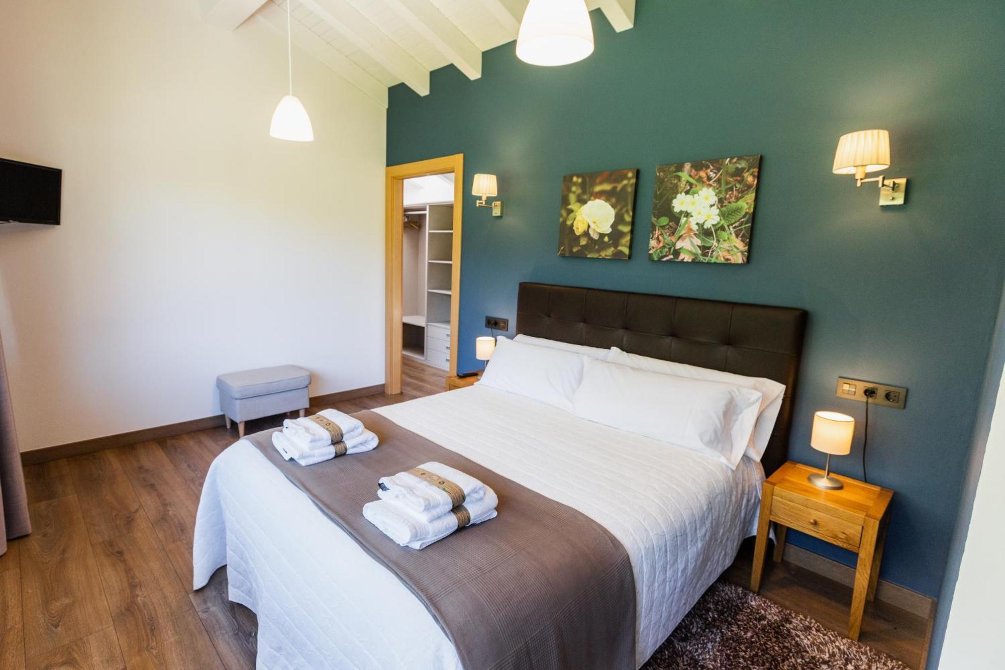 Appartement Complejo Turístico Les Cotolles à Onís Extérieur photo