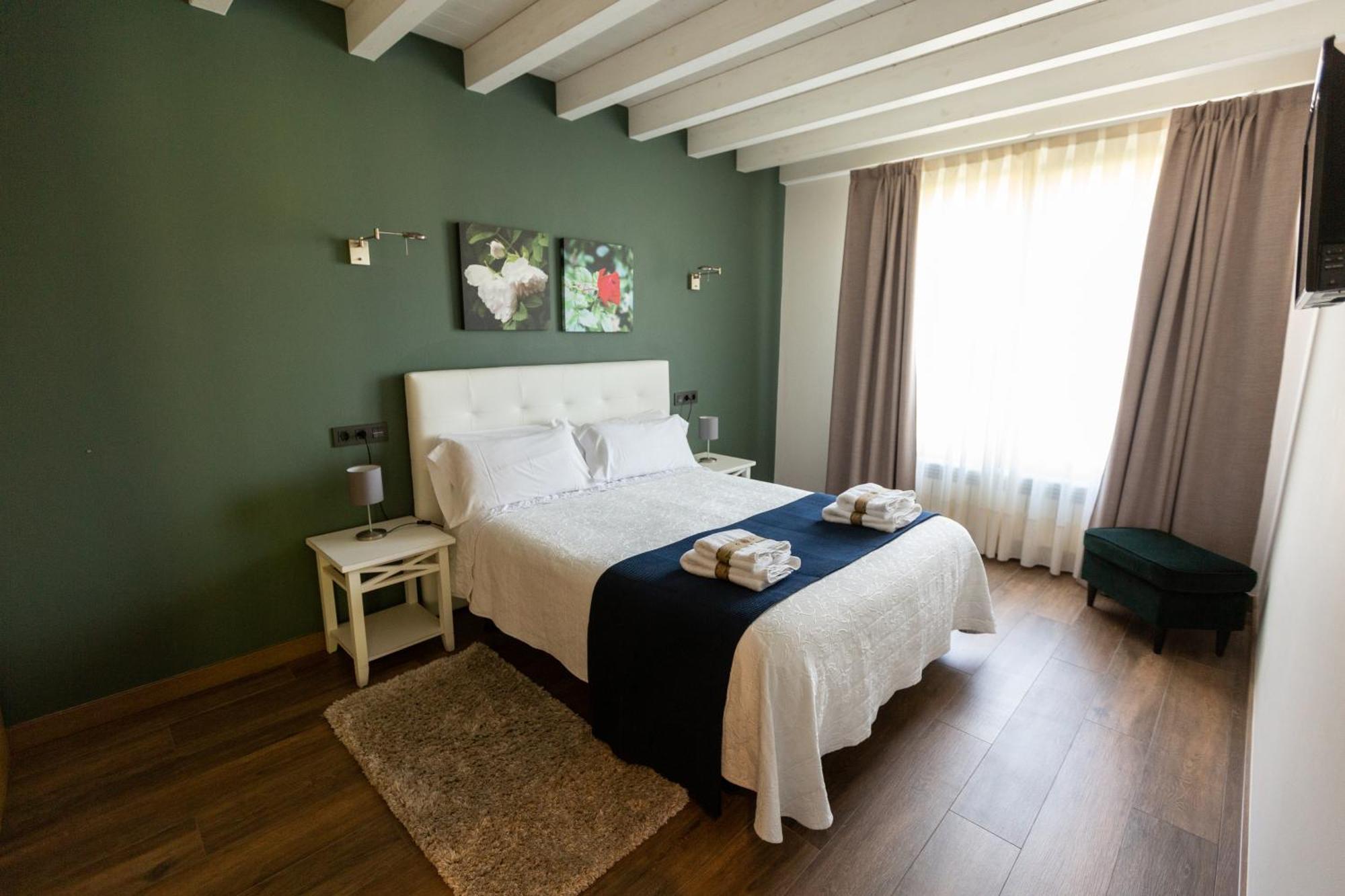 Appartement Complejo Turístico Les Cotolles à Onís Extérieur photo